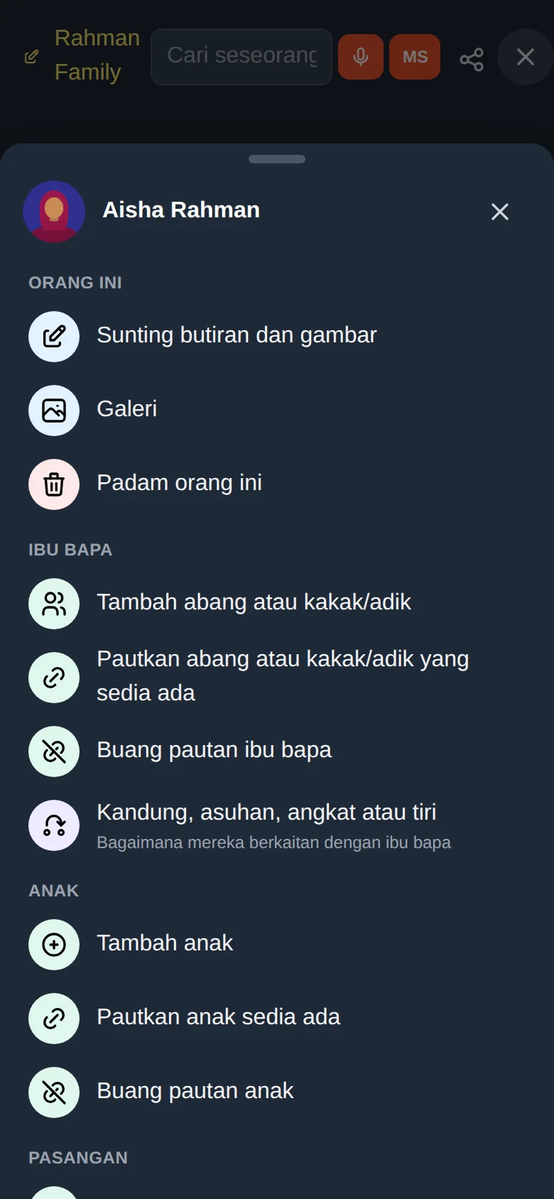 Menu penyuntingan pada telefon, untuk Aisha Rahman